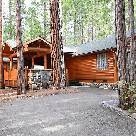 Grizzly Giant Villa Wawona Luaran gambar